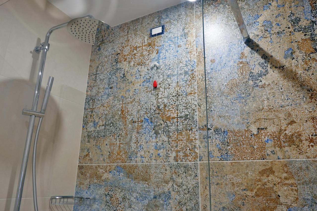 Appartamenti Alle 5 Torri Mezzolombardo Buitenkant foto